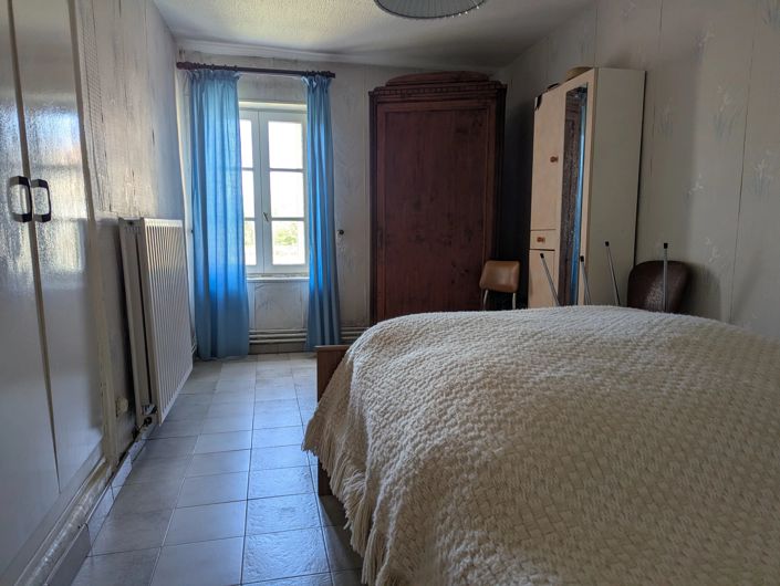 Image No.9-3 Bed Village House for sale