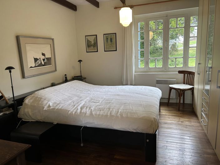 Image No.10-6 Bed House for sale