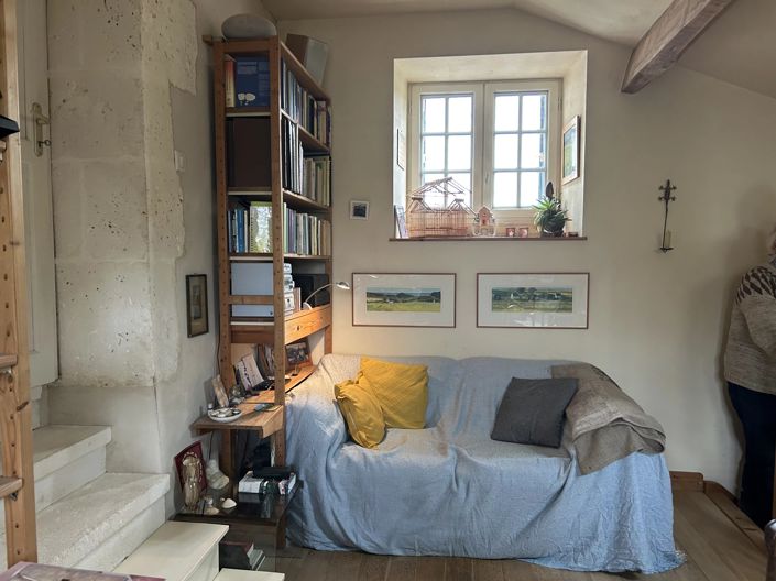 Image No.13-6 Bed House for sale