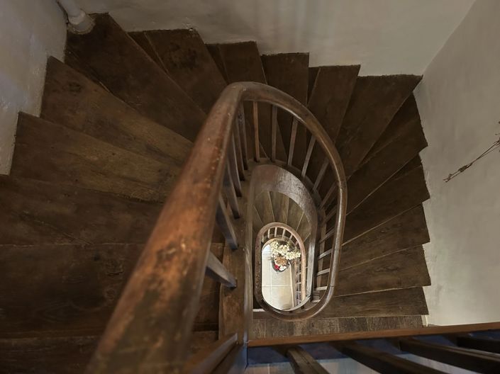 Image No.14-6 Bed House for sale