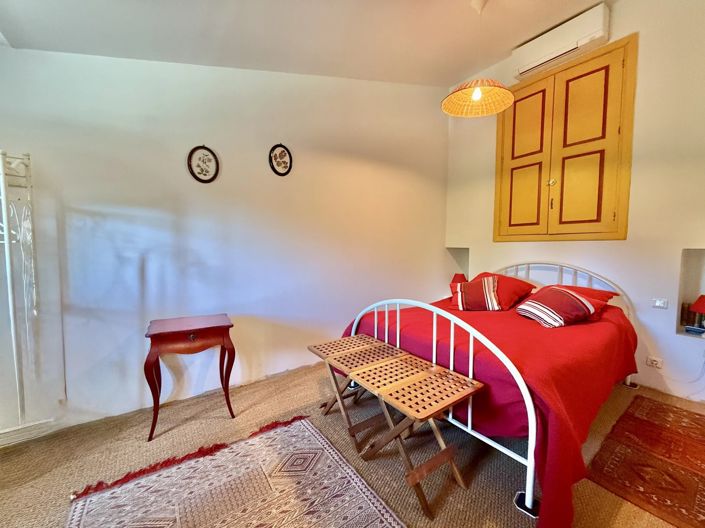 Image No.12-9 Bed House for sale