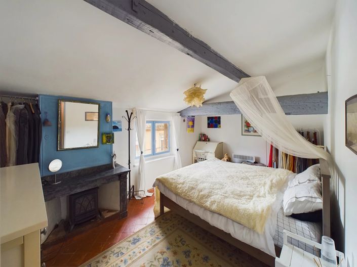 Image No.9-3 Bed House for sale