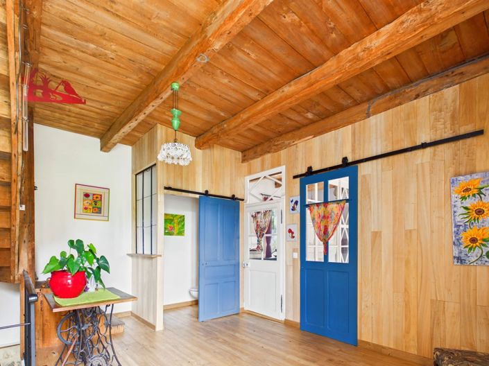 Image No.7-7 Bed House for sale
