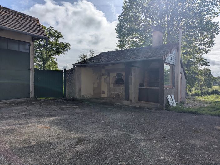 Image No.12-3 Bed Village House for sale