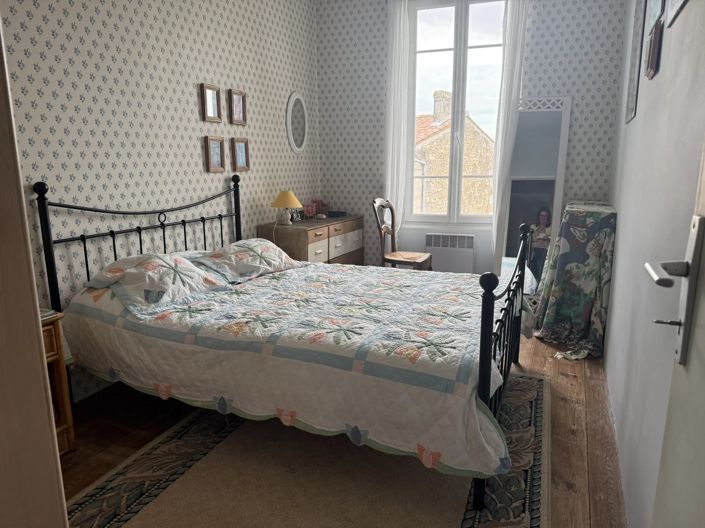 Image No.14-8 Bed Village House for sale