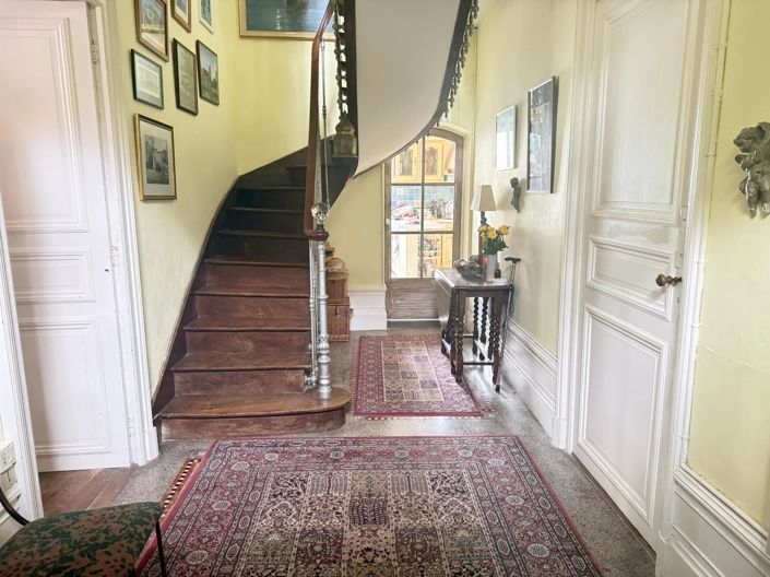 Image No.6-8 Bed Village House for sale