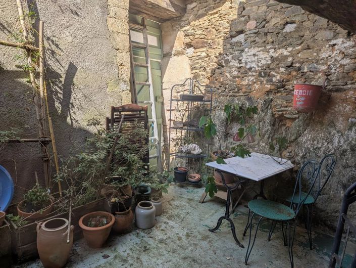 Image No.6-3 Bed Village House for sale