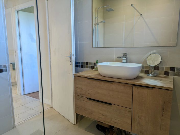 Image No.6-2 Bed House for sale