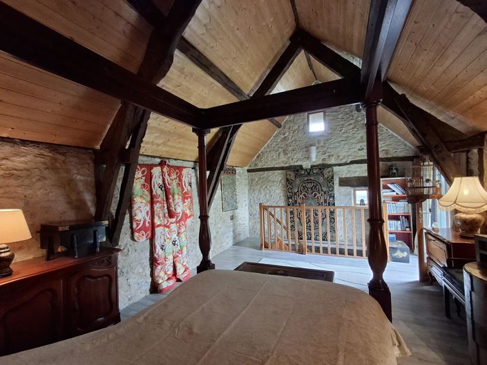 Image No.11-3 Bed House for sale