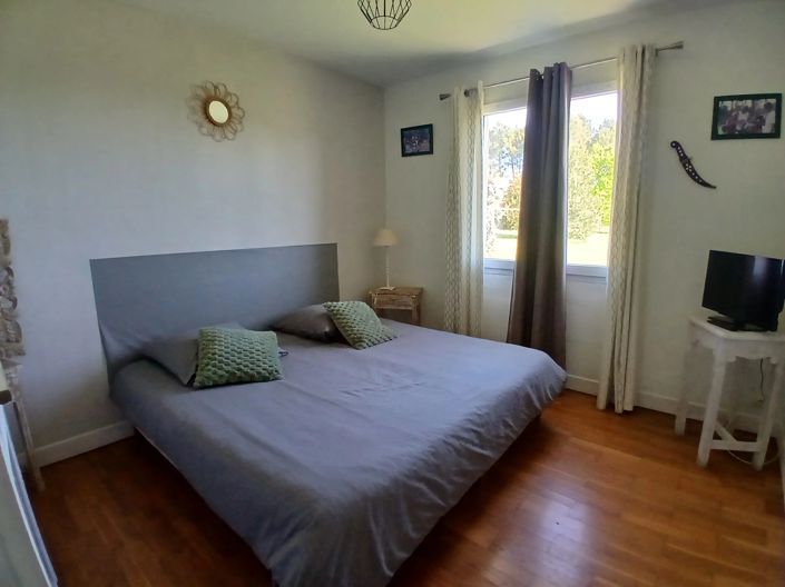 Image No.10-4 Bed House for sale