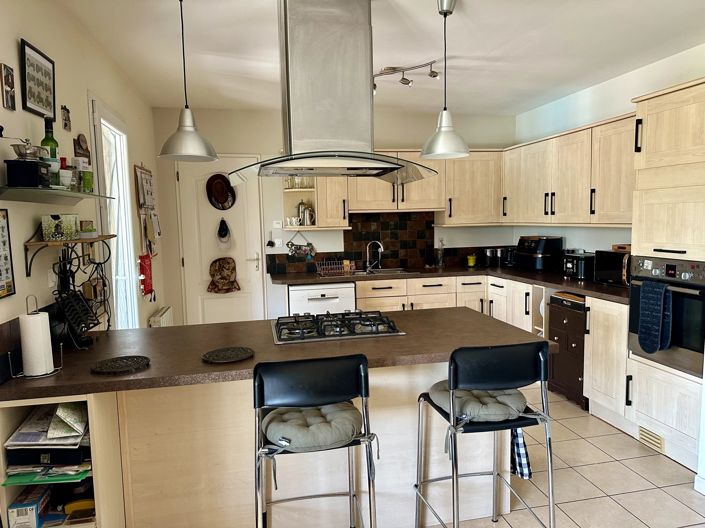 Image No.4-3 Bed Village House for sale