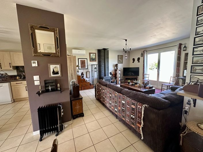 Image No.6-3 Bed Village House for sale