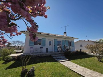 1 - Saint-Pardoux-Isaac, House
