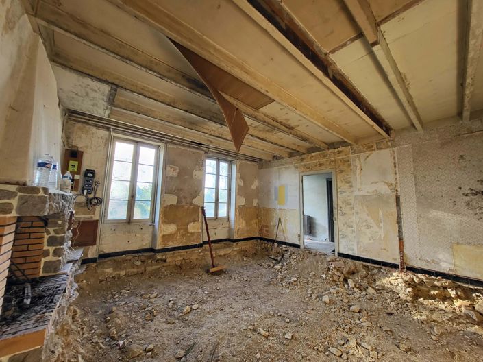 Image No.7-3 Bed Village House for sale