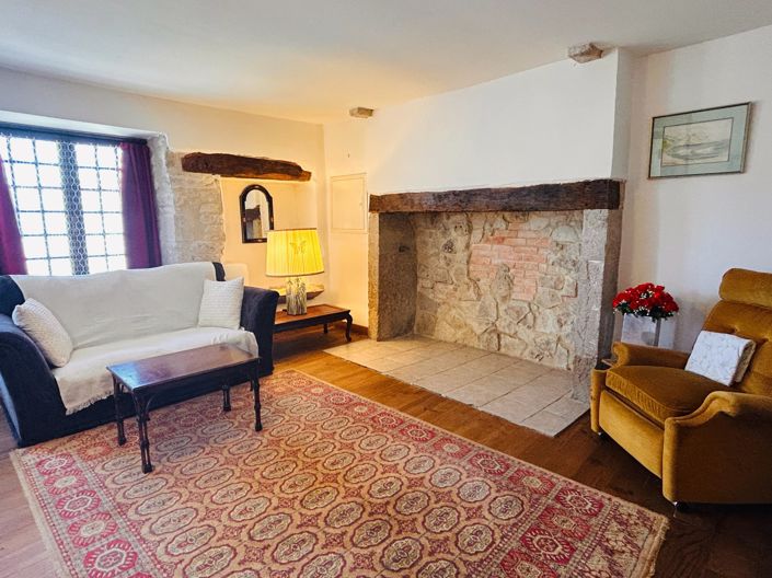 Image No.4-3 Bed Village House for sale
