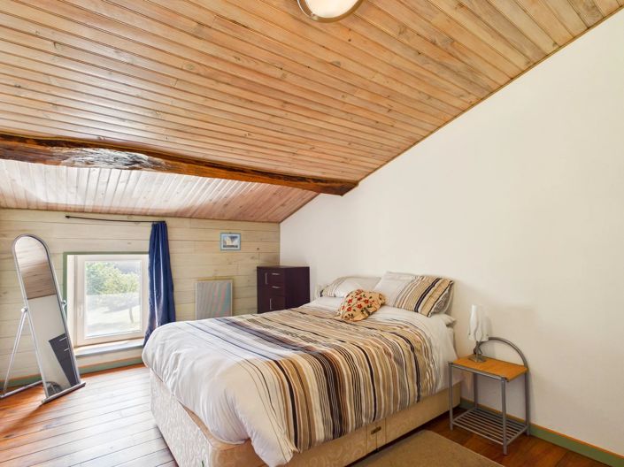 Image No.13-6 Bed House for sale