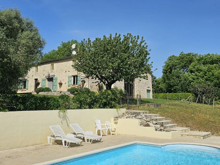 Image No.2-6 Bed House for sale