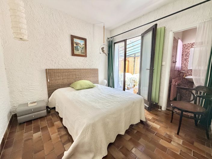 Image No.7-3 Bed House for sale