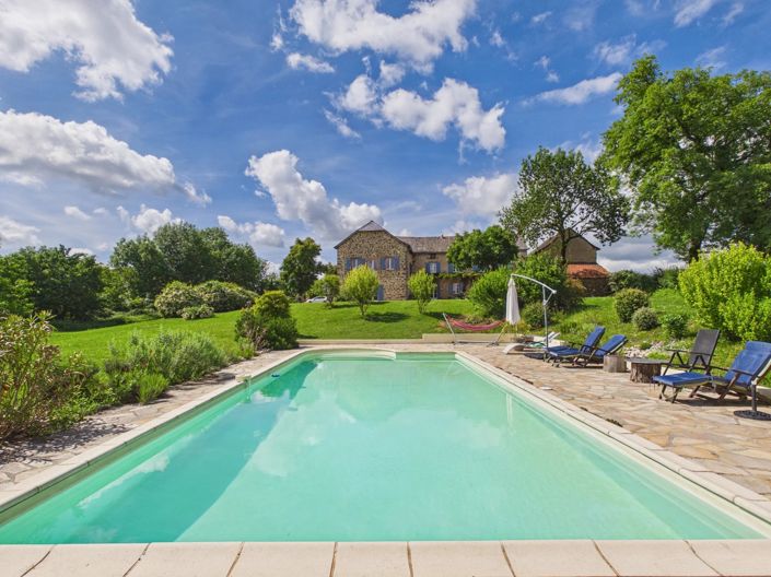 Image No.2-6 Bed House for sale
