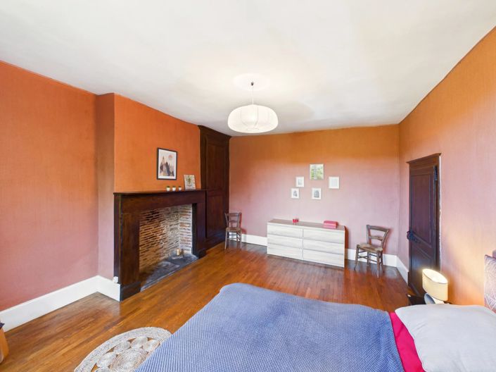 Image No.15-2 Bed House for sale