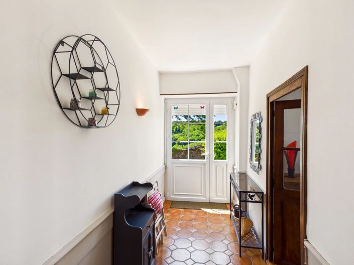 Image No.6-2 Bed House for sale
