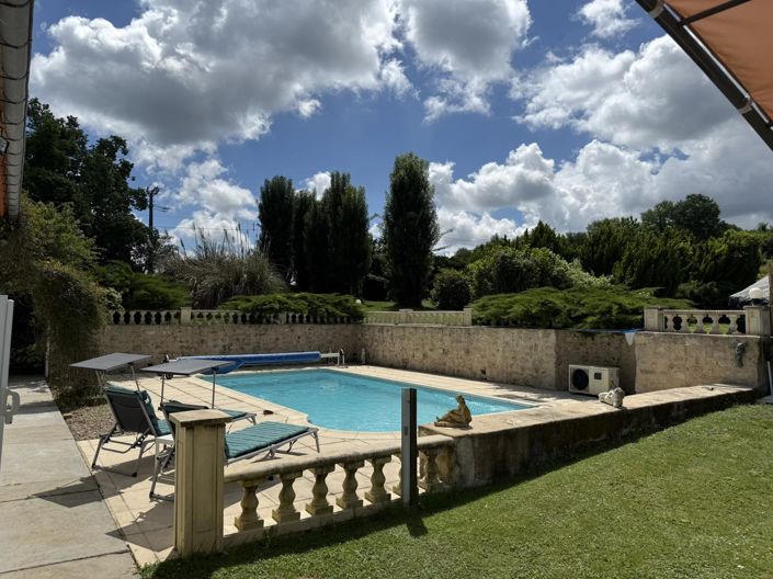Image No.15-3 Bed House for sale