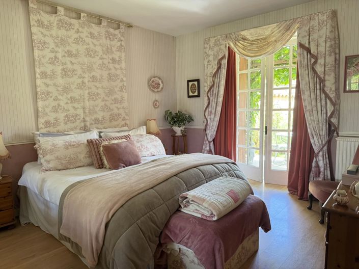 Image No.9-3 Bed House for sale
