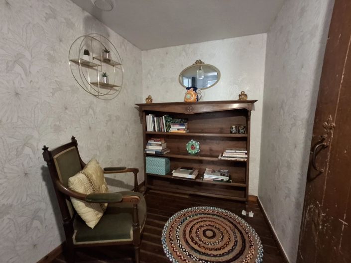 Image No.7-2 Bed Village House for sale