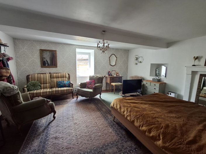 Image No.8-2 Bed Village House for sale