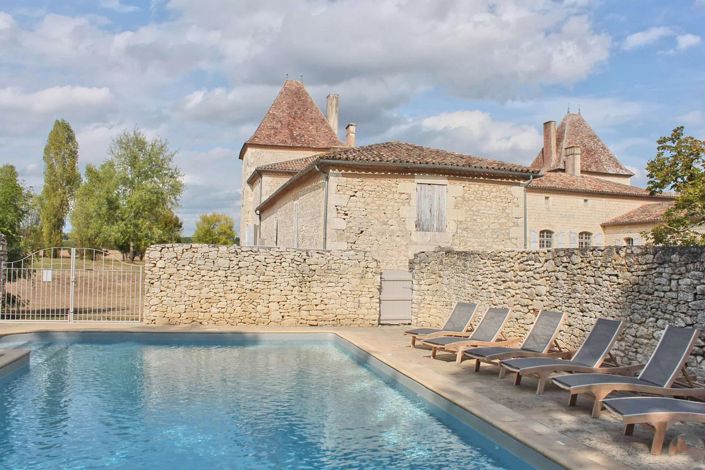 Image No.2-6 Bed House for sale