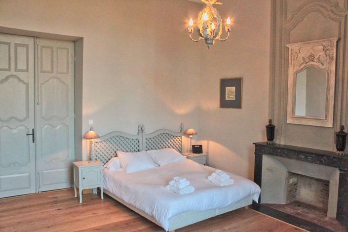 Image No.7-6 Bed House for sale