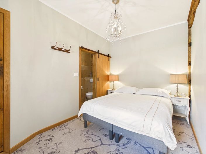Image No.9-4 Bed House for sale