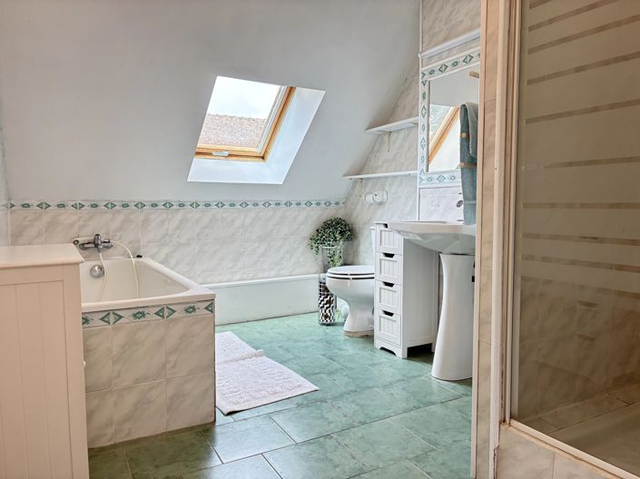 Image No.12-3 Bed Village House for sale