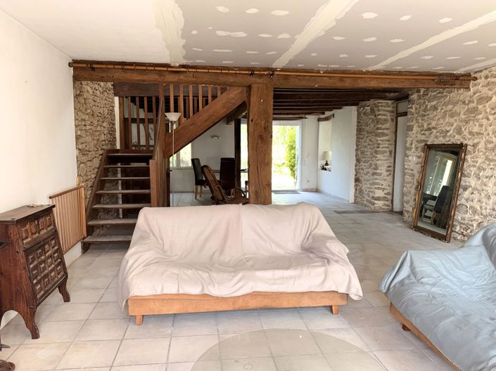 Image No.3-3 Bed House for sale