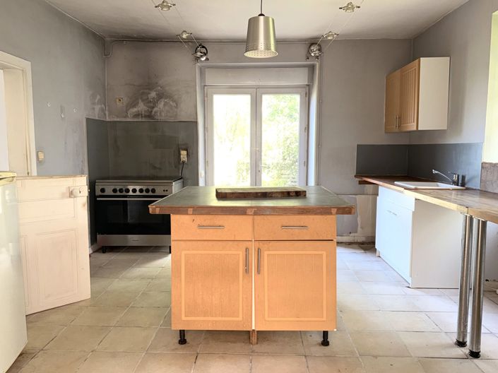 Image No.6-3 Bed House for sale