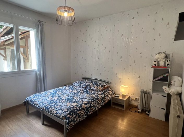 Image No.9-4 Bed House for sale