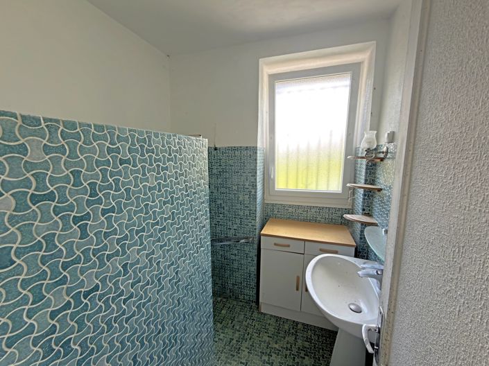 Image No.8-3 Bed House for sale
