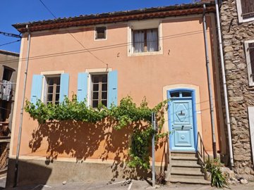 1 - Paziols, Maison de village