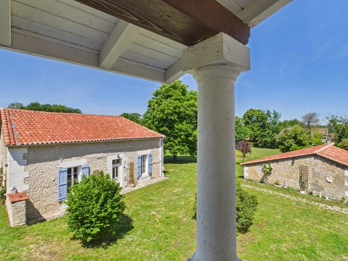 Image No.10-14 Bed House for sale