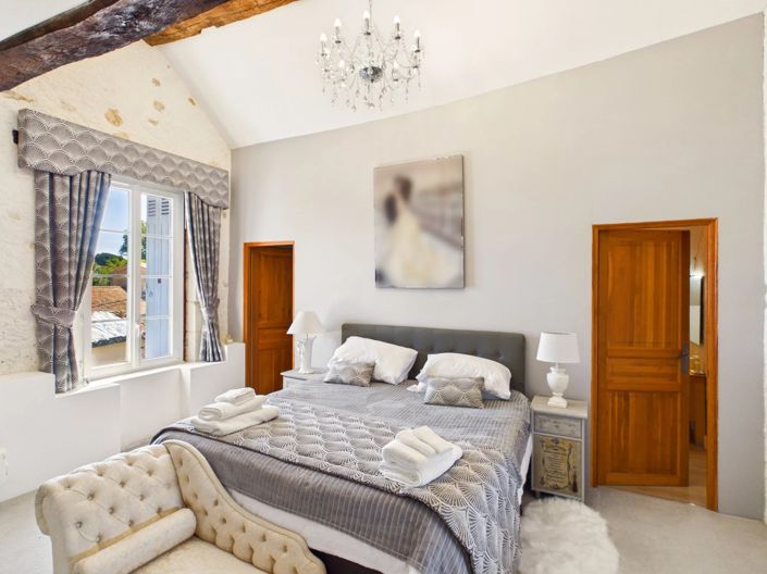 Image No.6-14 Bed House for sale