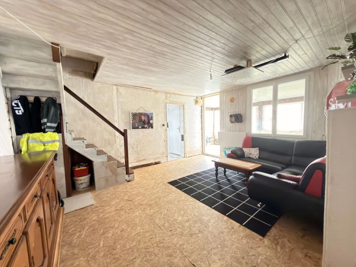 Image No.6-4 Bed House for sale