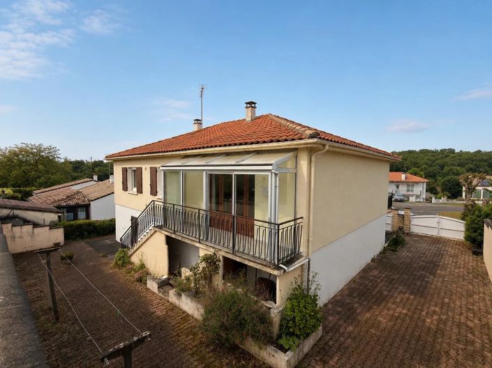 Image No.2-3 Bed House for sale