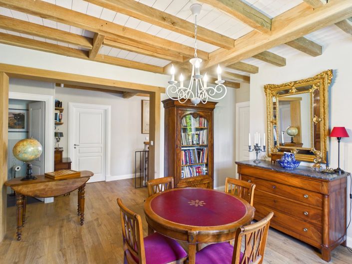 Image No.10-5 Bed House for sale