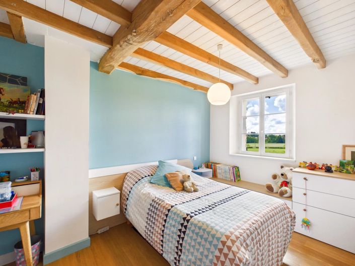 Image No.12-5 Bed House for sale