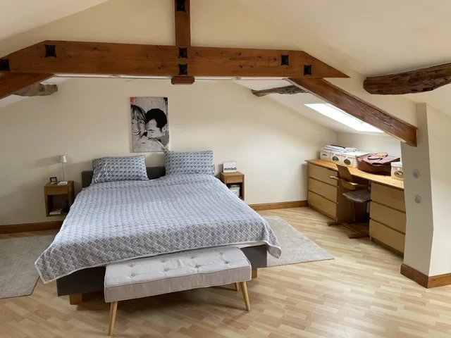 Image No.15-3 Bed House for sale
