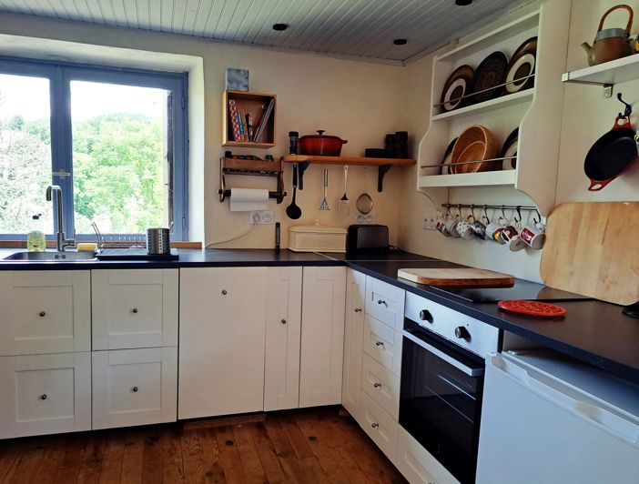 Image No.4-2 Bed Village House for sale