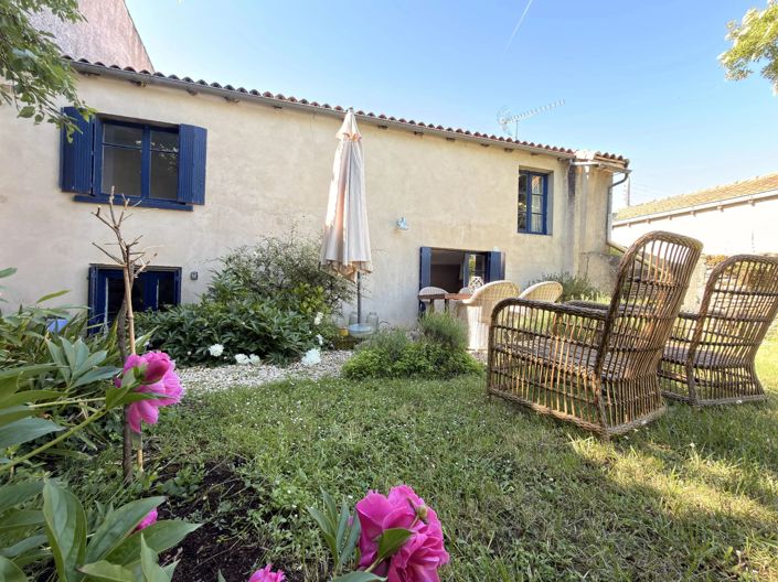 Image No.2-Maison de 2 chambres à vendre à Villefagnan