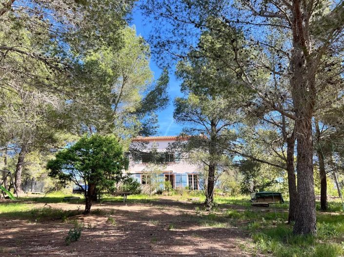 Image No.3-4 Bed House for sale