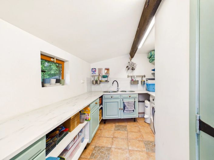Image No.15-6 Bed Village House for sale
