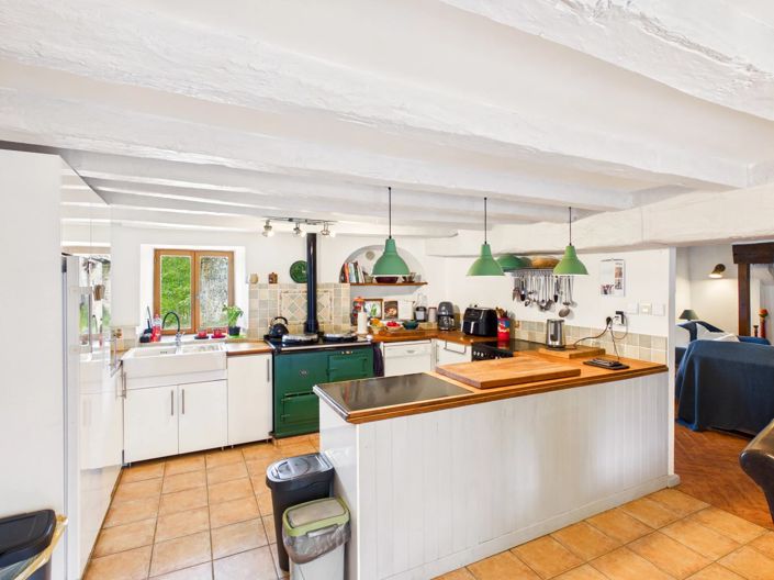 Image No.4-6 Bed Village House for sale